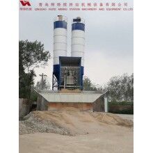 輝特混凝土攪拌站HZS50攪拌性能強(qiáng)，攪拌均勻、迅速，生產(chǎn)效率高